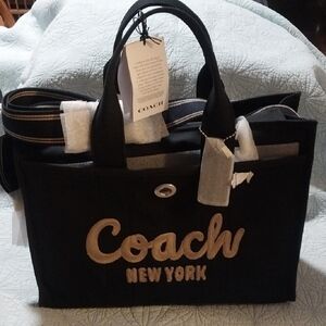 Stylish Black and Gold Cargo Tote